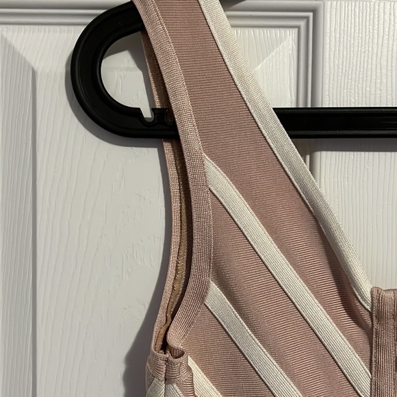 HOT MIAMI STYLES BANDEU DRESS - Picture 8 of 10